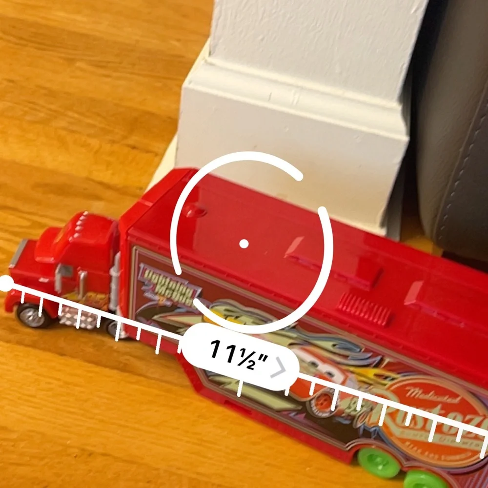 Disney McQueen  Semi-Truck Toy with Racing Graphics
